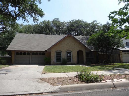 623 W Silver Sands Dr, San Antonio, TX 78216 