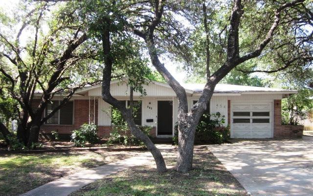 454 Pinewood Ln, San Antonio, TX 78216 