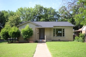 2512 Yucca Ave, Fort Worth, TX 76111 