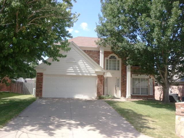 111 Sipes Ct, Arlington, TX 76018 