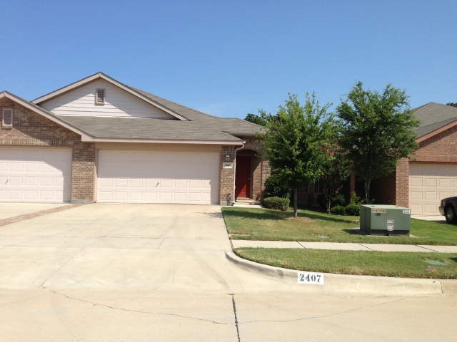 2407 Ravenwood Ct, Mansfield, TX 76063 