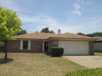 1809 Pantego Dr, Fort Worth, TX 76134 