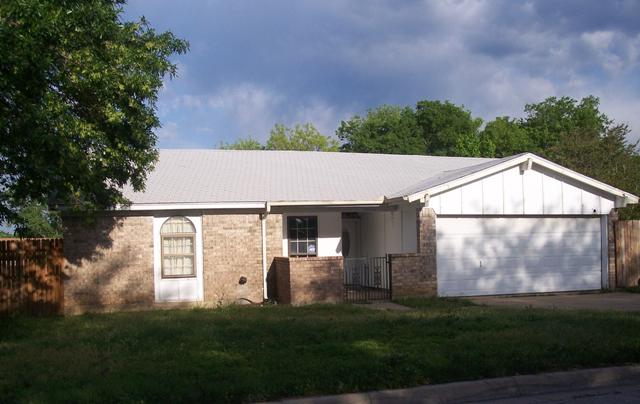 7601 Terry Dr, North Richland Hills, TX 76180 