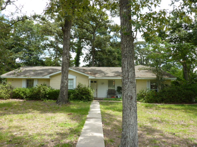 29742 Geneva Dr, Spring, TX 77386 