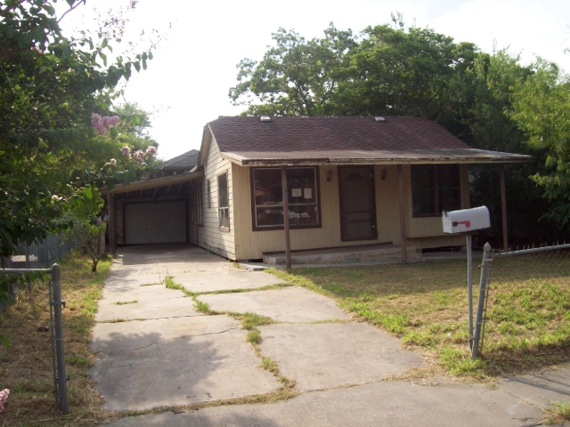 314 Pueblo St, Corpus Christi, TX 78405 