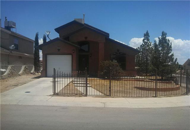 10393 Valle Suave Dr, Socorro, TX 79927 