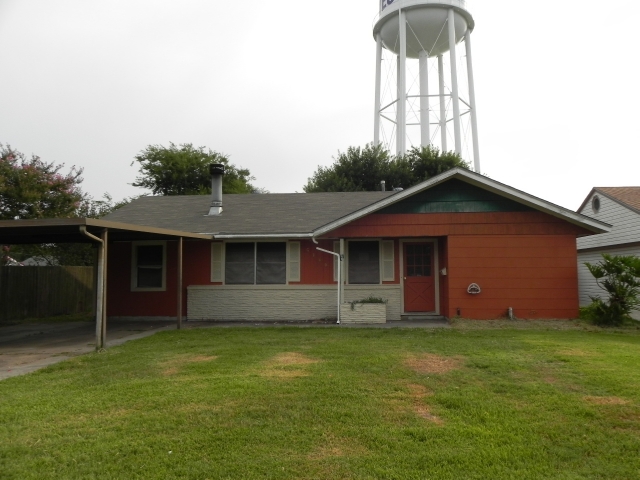 5148 Bellaire Ave, Groves, TX 77619 