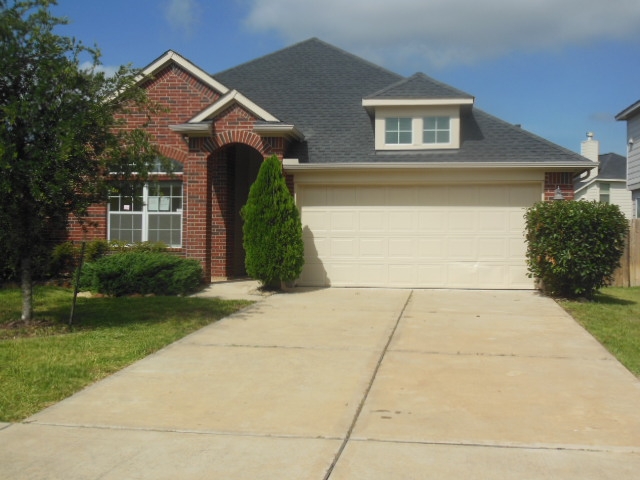 8002 Saragosa Blue Lane, Richmond, TX 77407 