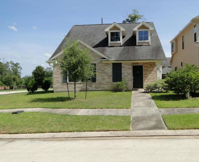 832 Belvedere Drive, Conroe, TX 77301 