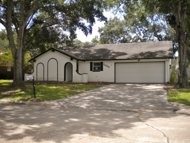 5004 Meadow Lark Lane, Dickinson, TX 77539 