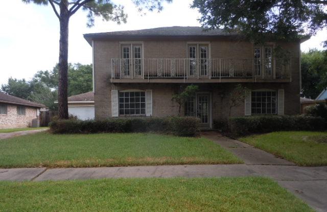 15527 Penn Hills Ln, Houston, TX 77062 