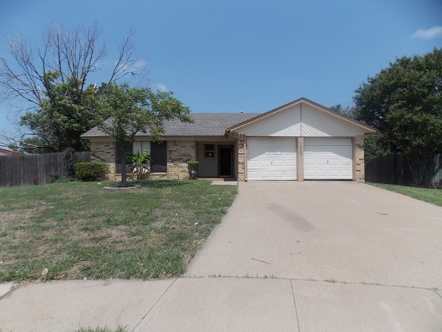 7833 Tyra Ct, Watauga, TX 76148 