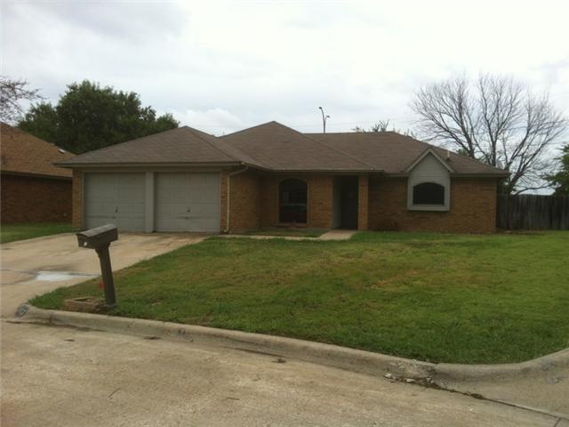 6407 Alcott Drive, Arlington, TX 76001 