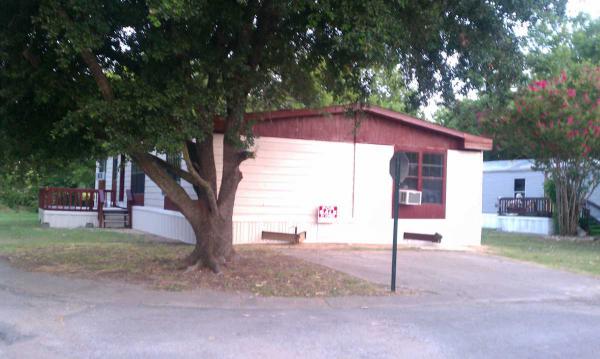 272 W Lawson Rd, Dallas, TX 75253 