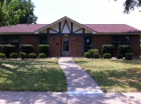 1409 Trowbridge St, Garland, TX 75044 