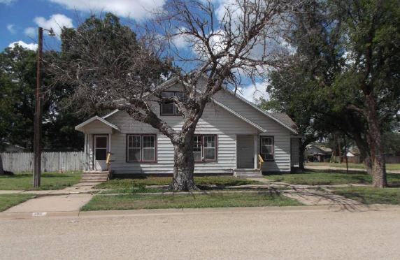 300 N 2nd St, Haskell, TX 79521 