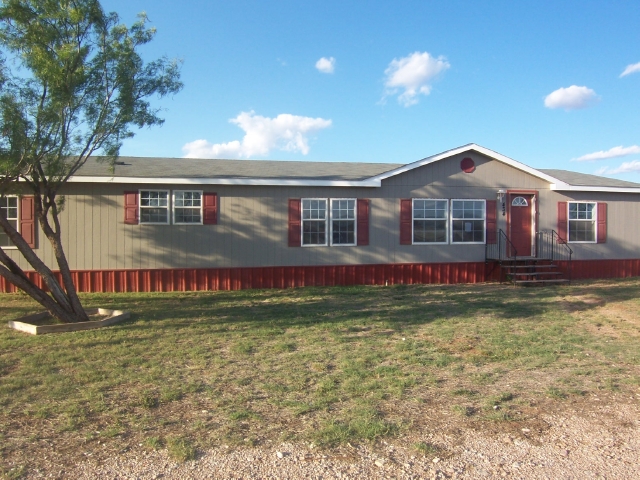 434 SW 3rd St, Trent, TX 79561 
