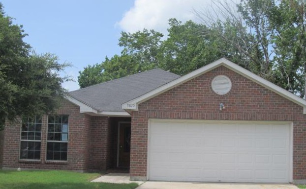 9825 Mimbrough St, Houston, TX 77029 