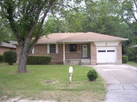 109 Evelyn Street, Desoto, TX 75115 