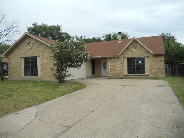 412 Carl C Senter St, Forney, TX 75126 