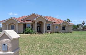 2101 Las Palmas Dr, Kingsville, TX 78363 