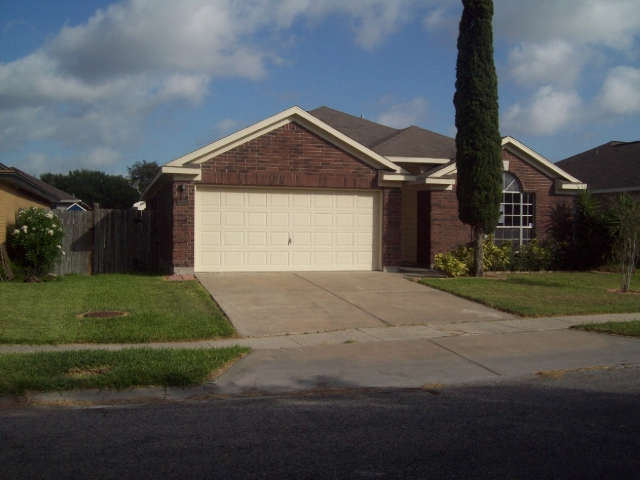 7901 Grizzley Drive, Corpus Christi, TX 78414 