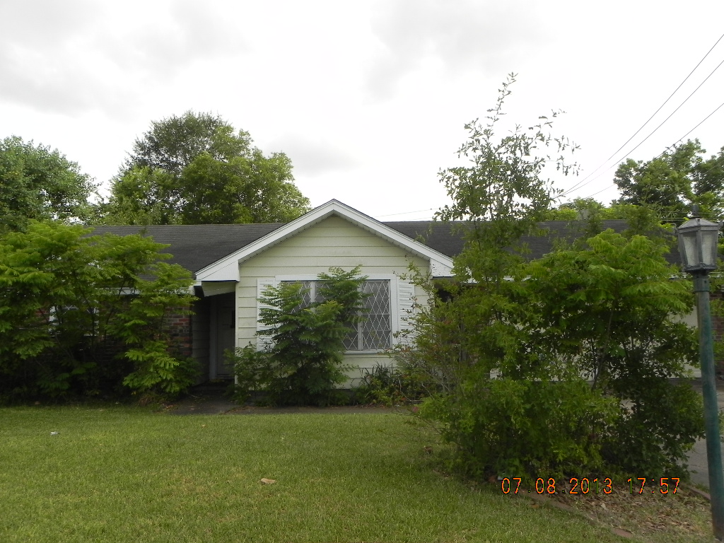 7654 Rockhill Street, Houston, TX 77061 