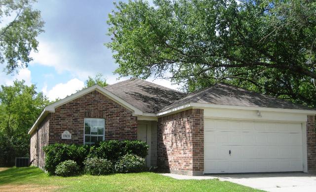 13135 Greenbriar Drive, Willis, TX 77318 