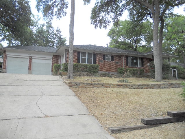8180 Hunnicut Rd, Dallas, TX 75228 