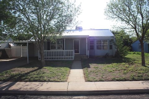 904 NW 6th Street, Andrews, TX 79714 