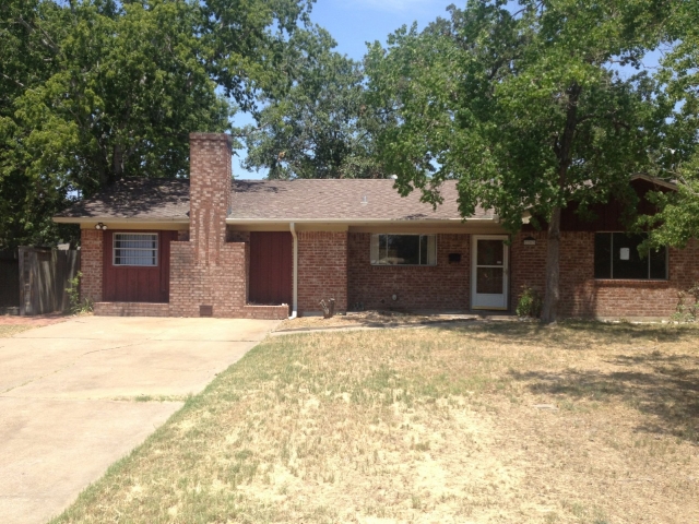 2207 Carter Creek Pkwy, Bryan, TX 77802 