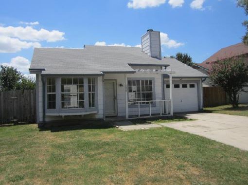 1806 Scottsdale Dr, Arlington, TX 76018 