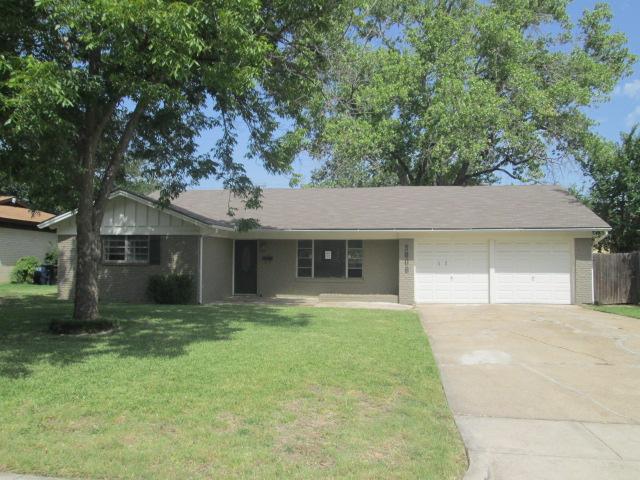 5808 Walraven Circle, Fort Worth, TX 76133 