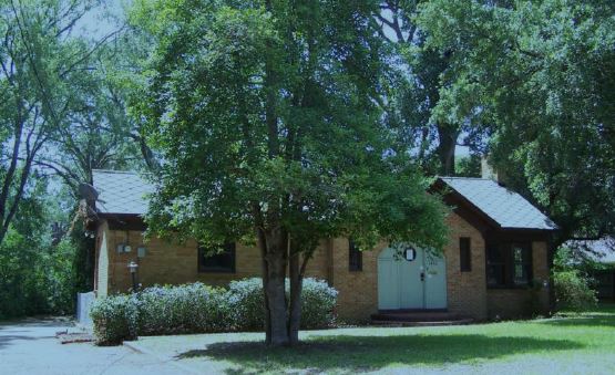 1402 E Park Avenue, Palestine, TX 75801 