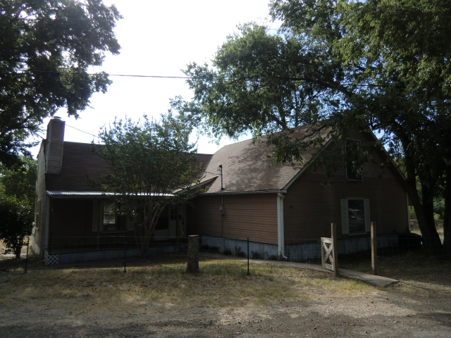 8581 Lakeshore Dr, Kemp, TX 75143 