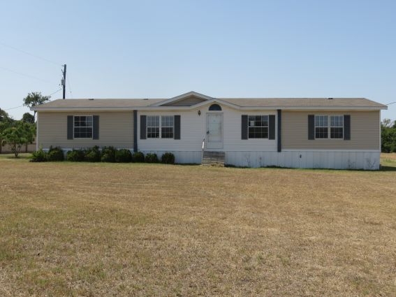 8197 Wixon Oaks Dr, Bryan, TX 77808 