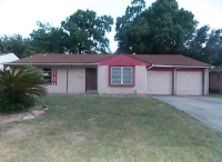 407 Harold Ln, Baytown, TX 77521 