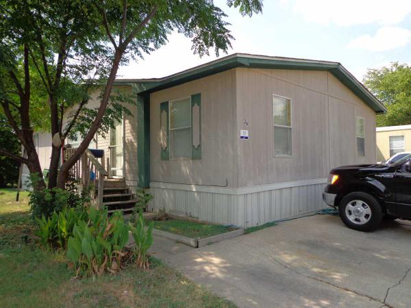 3211 west Division st, Arlington, TX 76012 