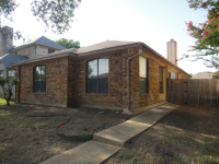 1133 Southpointe Dr, De Soto, TX 75115 
