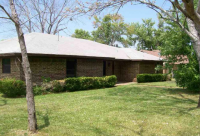 740 41st St SW, Paris, TX 75460 