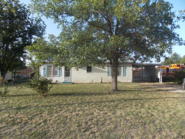 503 W Church Street, San Saba, TX 76877 