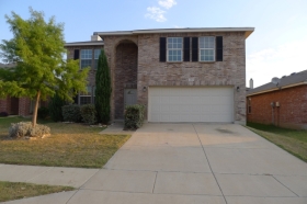 1749 Diamond Lake Trl, Justin, TX 76247 