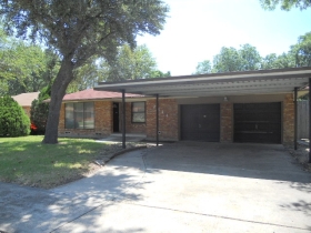 2344 Highwood Dr, Dallas, TX 75228 