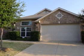 496 Maverick Drive, Lake Dallas, TX 75065 