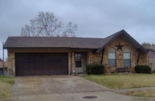 616 Carl C Senter Street, Forney, TX 75126 