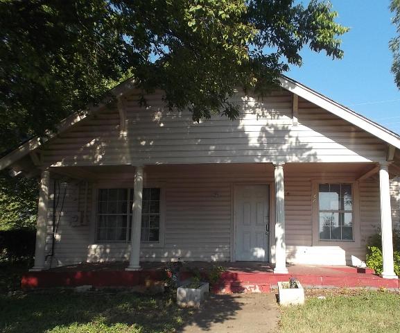 1726 S Denley Dr., Dallas, TX 75216 
