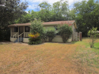 603 South 7th Street, Stockdale, TX 78160 