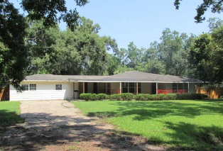 7029 Evans St, Houston, TX 77061 