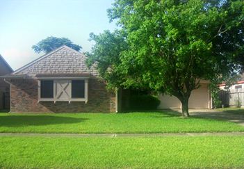 6307 Heatherbloom Dr, Houston, TX 77085 