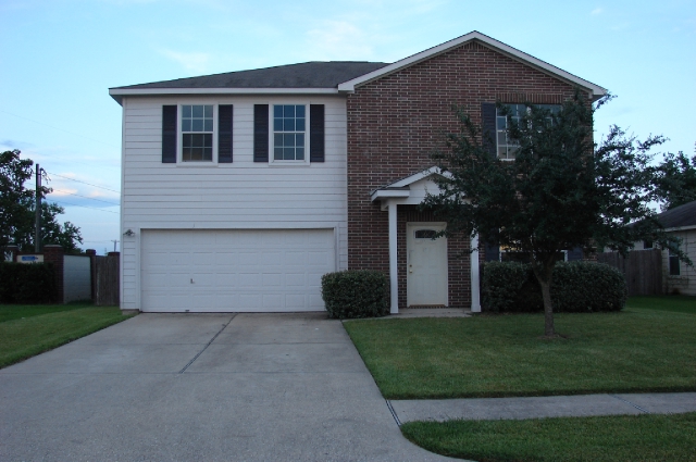 2322 Redfish Dr, Texas City, TX 77591 